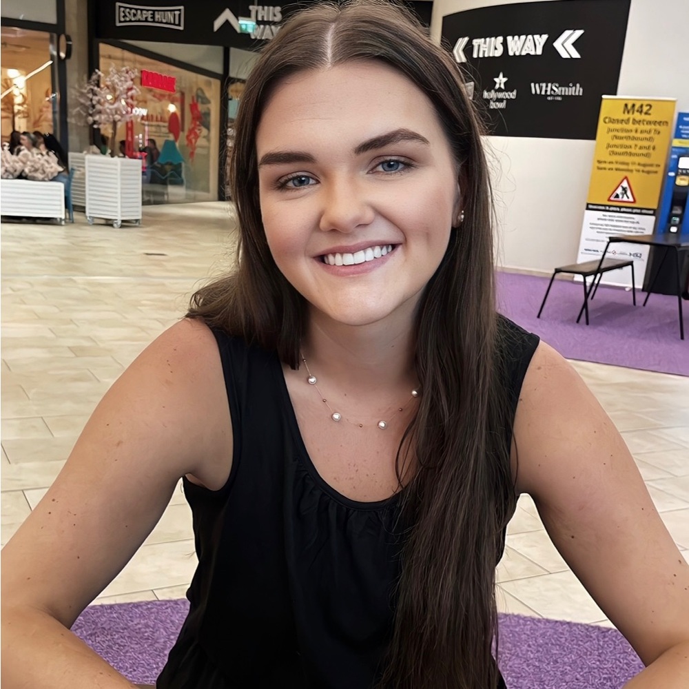 Meet your Posher, Nicole